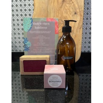 DIY handzeep pakket Cerise met hand créme