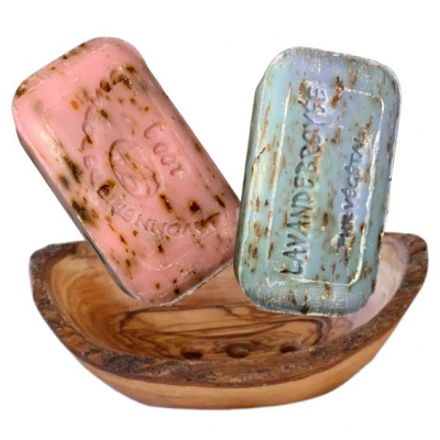 Zeep Geschenkset, Lavendel en Roos, in olijfbomenhouten bakje